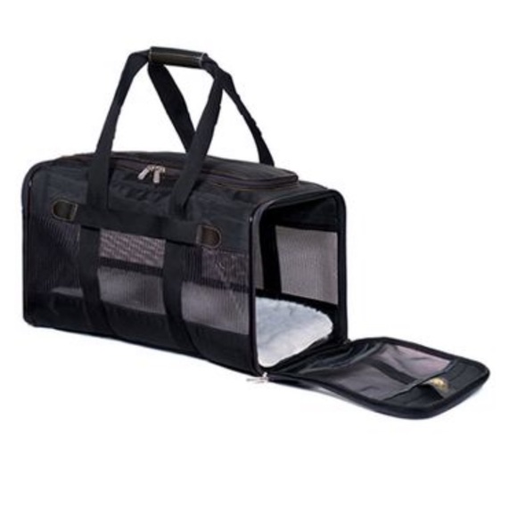 Sherpa lined cat carrier — opens up top and on the side.